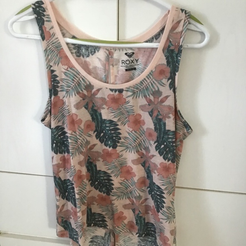 Roxy top - Picture 2 of 4
